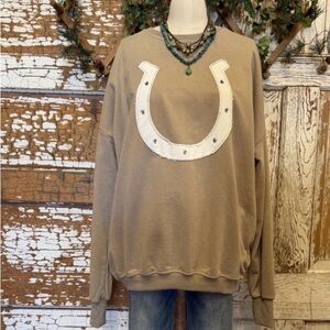Free People NWT The Laundry Room Sweatshirt in Camel Gold w Horseshoe Design XS